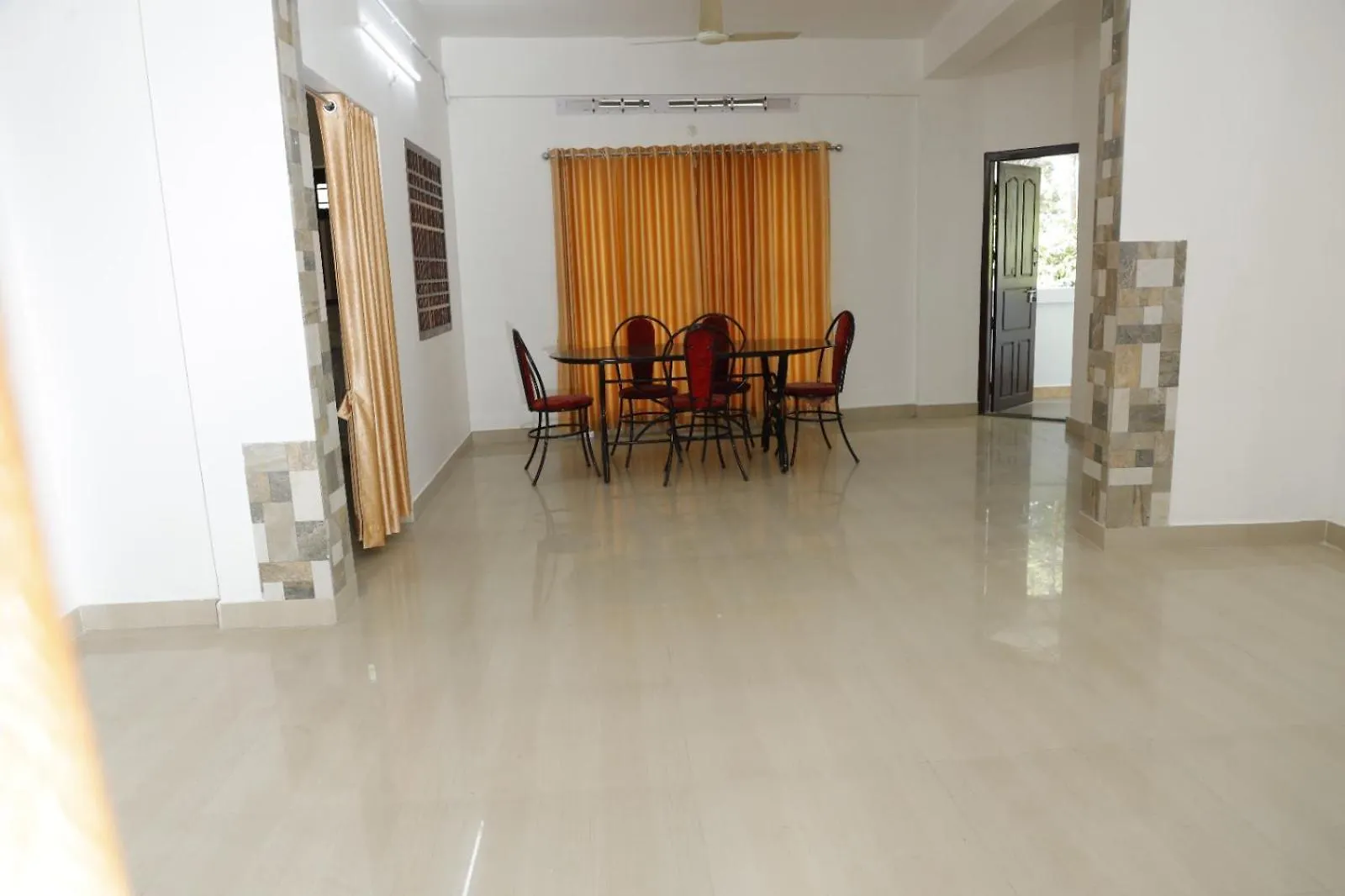 Ramakkalmedu Holiday Inn