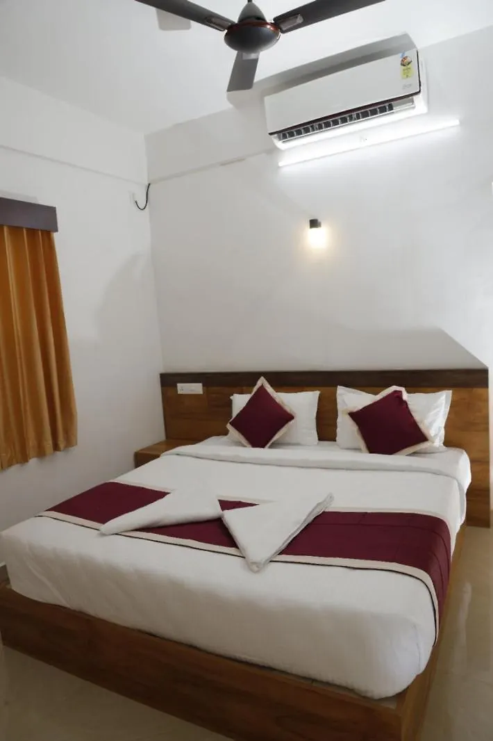 Ramakkalmedu Holiday Inn 0*,